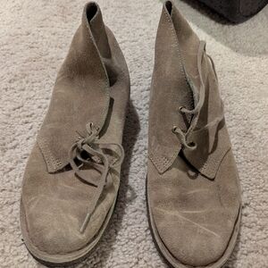 Women's Size 7 Tan Suede Desert Boots